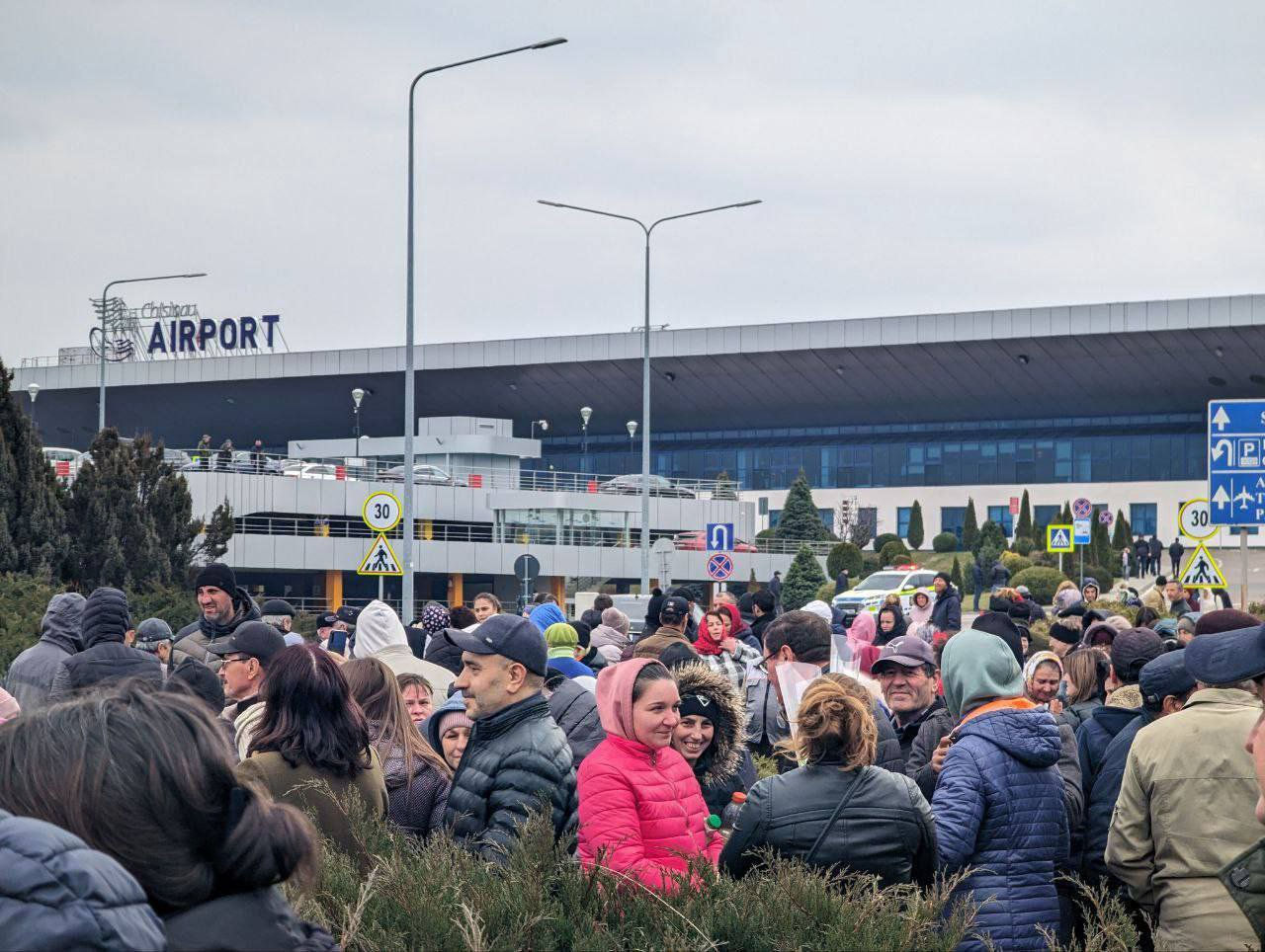 Atenție, călători: Restricțiile de acces în Aeroportul Chișinău se prelungesc cu încă 30 de zile.