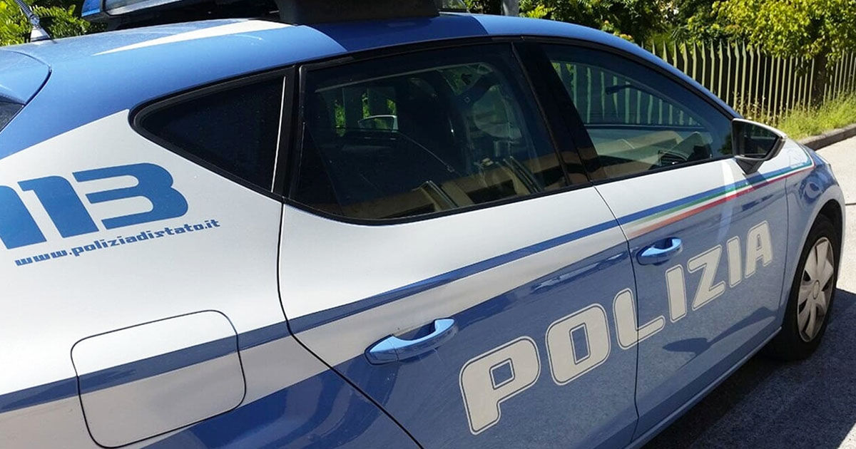 O femeie din Republica Moldova, arestată în Italia pentru că și-a agresat soțul și copiii.