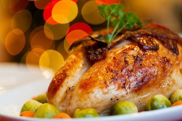 Mâncărurile tradiţionale sunt deseori încărcate de grăsimi, calorii, afectând chiar şi un organism sănătos.