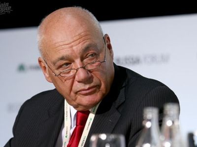 Pozner a menționat că nu se încumetă să confirme zvonurile despre sinuciderea lui Berezovski, pentru că nu cunoaște adevărul în acest caz.