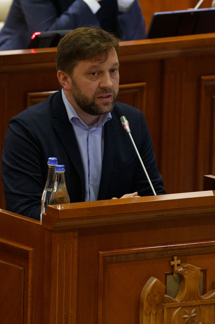 Министр экономики Дмитрий Алайба.