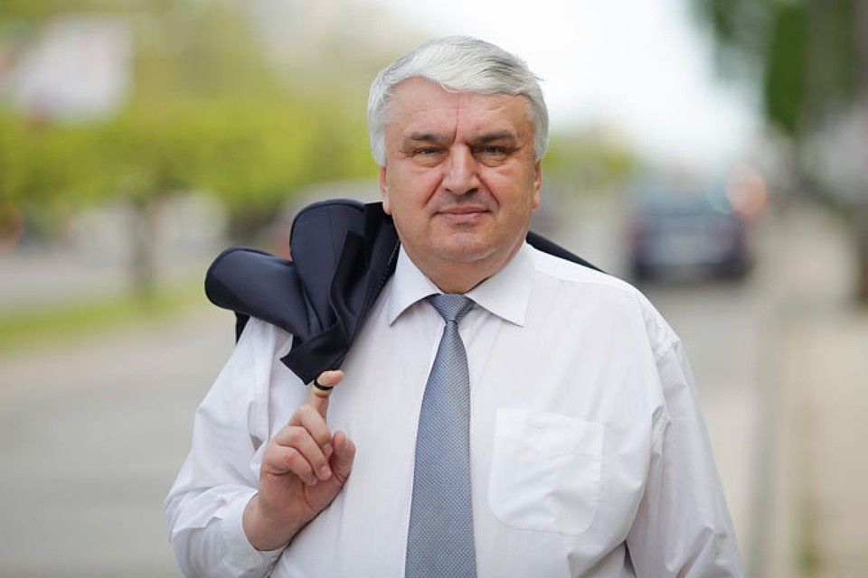 Ведутся дискуссии о том, что уместно выдвинуть Серафима Урекяна кандидатом в президенты РМ.