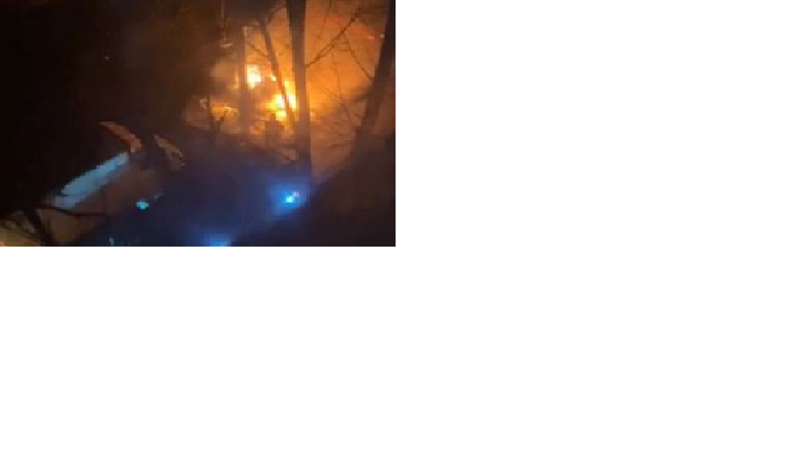 Во дворе жилого дома в Бендерах сгорел автомобиль.