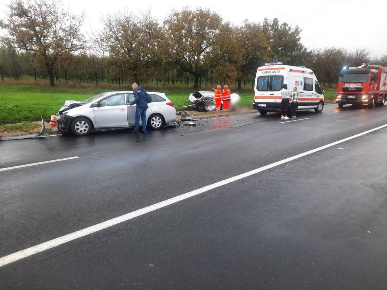 Accident grav lângă Peresecina. O șoferiță a murit.