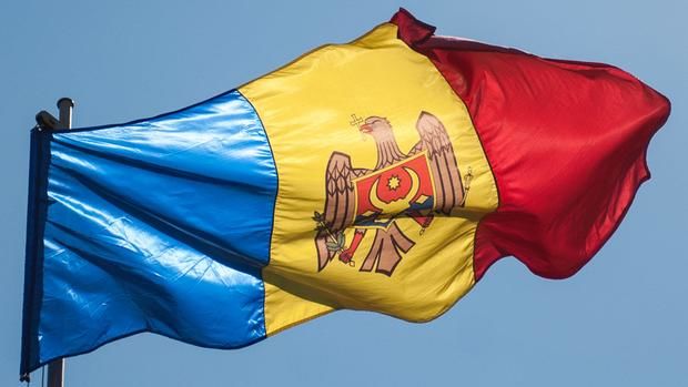 Согласно докладу, в 2017 году в политических процессах в Молдове доминировало принятие новой смешанной избирательной системы.