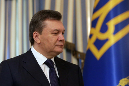 По информации «Зеркала недели», Янукович «с ограниченным кругом особо доверенной охраны» вылетел в Харьков из Киев в 22:40 по местному времени. Фото: Константин Черничкин / Reuters