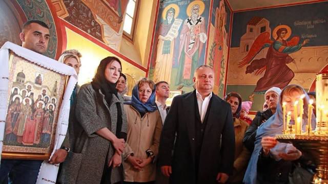 Dodon, în Italia, le adresează preoților mulțumiri în limba rusă. Foto: facebook.com