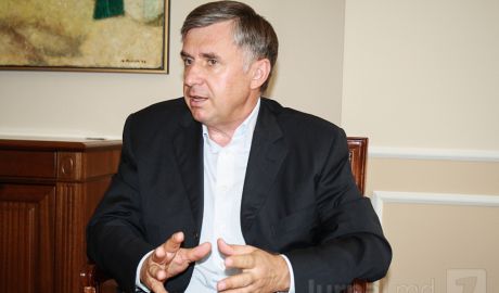Бизнесмен и политик Ион Стурза.