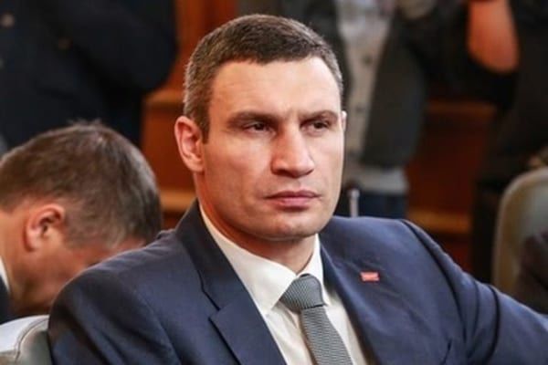 Среди соперников Кличко бывший мэр Александр Омельченко и Дарт Вейдер. Фото: kiyany.obozrevatel.com