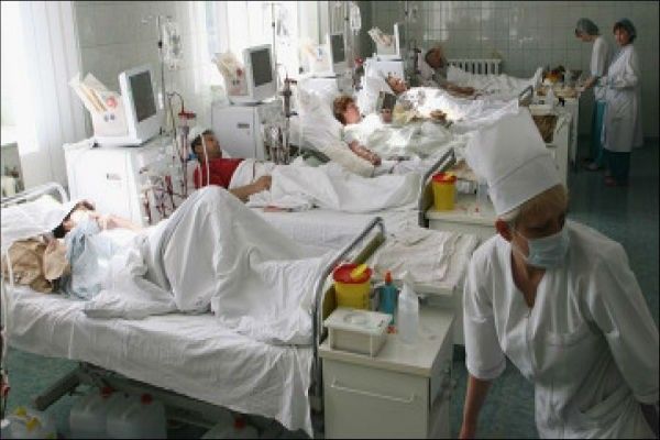 Одиннадцать человек отравились на свадьбе в селе Мындрешты Теленештского района.