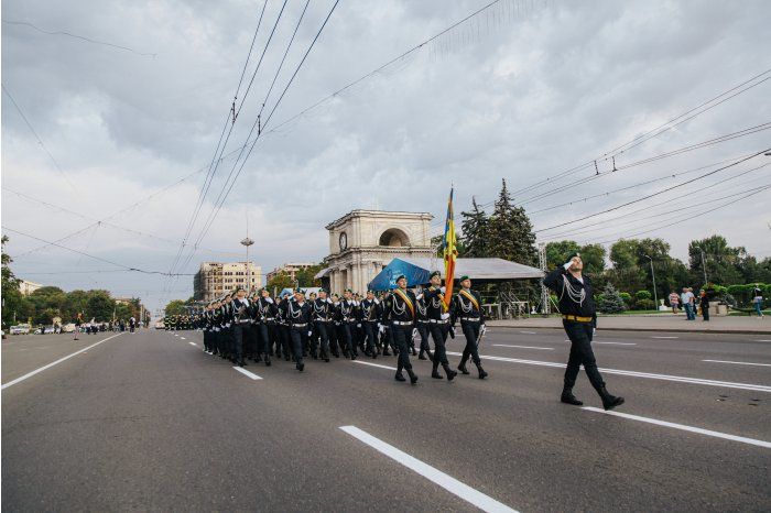 Пограничники приняли участие в последней тренировке к военному параду.