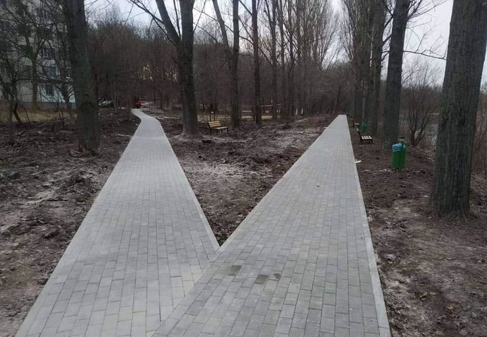 Возле озера "Виктория" в столичном секторе Ботаника обустроены две аллеи.