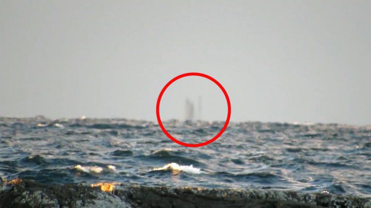 O navă fantomă misterioasă a apărut la mal după uraganul Irma. 
