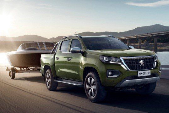Peugeot представила новый пикап Landtrek.