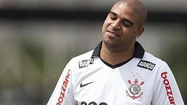 Transformare uluitoare pentru atacantul naţionalei Braziliei, Adriano