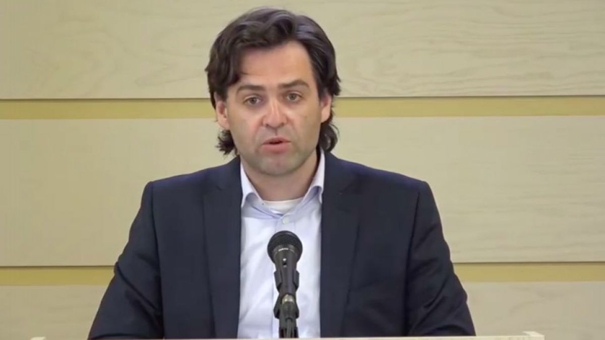 Министр иностранных дел и европейской интеграции Нику Попеску. 