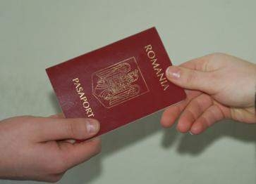 Cetatenii moldoveni, care doresc sa-si redobandeasca cetatenia romana trebuie sa depuna la dosarul cu acte cazier juridiciar detaliat.