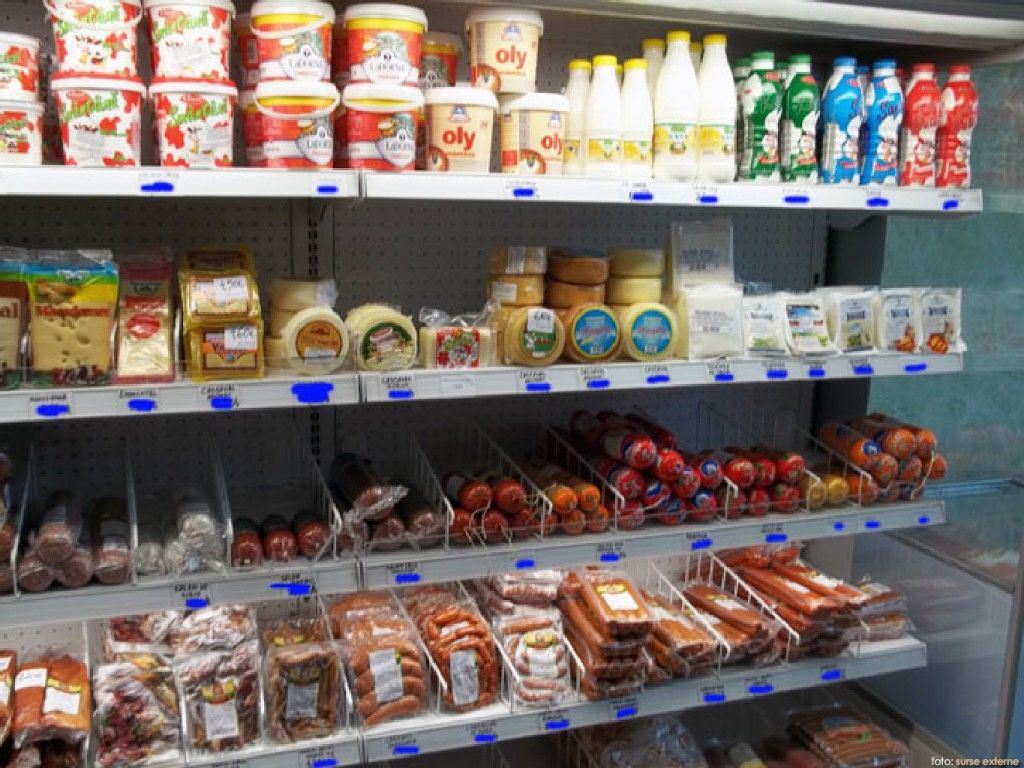 Etichetele produselor alimentare nu vor mai conține data fabricării. Foto: radioresita.ro