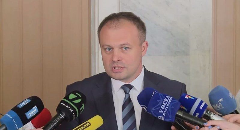 Канду отметил, что, хотя банковский кризис Молдова сумела пережить, все же еще остается много работы.