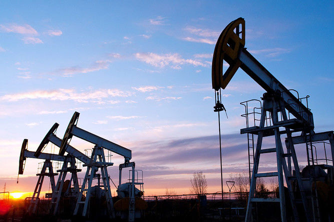 Цены на нефть на рынке в последнее время демонстрируют отрицательную динамику.