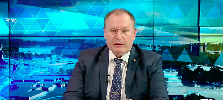 Исполняющий обязанности премьера Аурелиу Чокой.