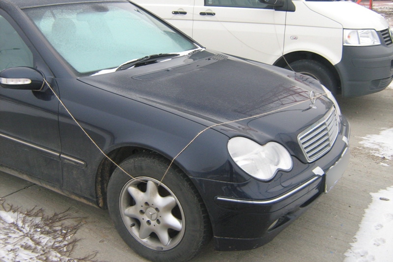 Автомобиль марки Mercedes C200 фигурировал в базе данных угнанных транспортных средств.