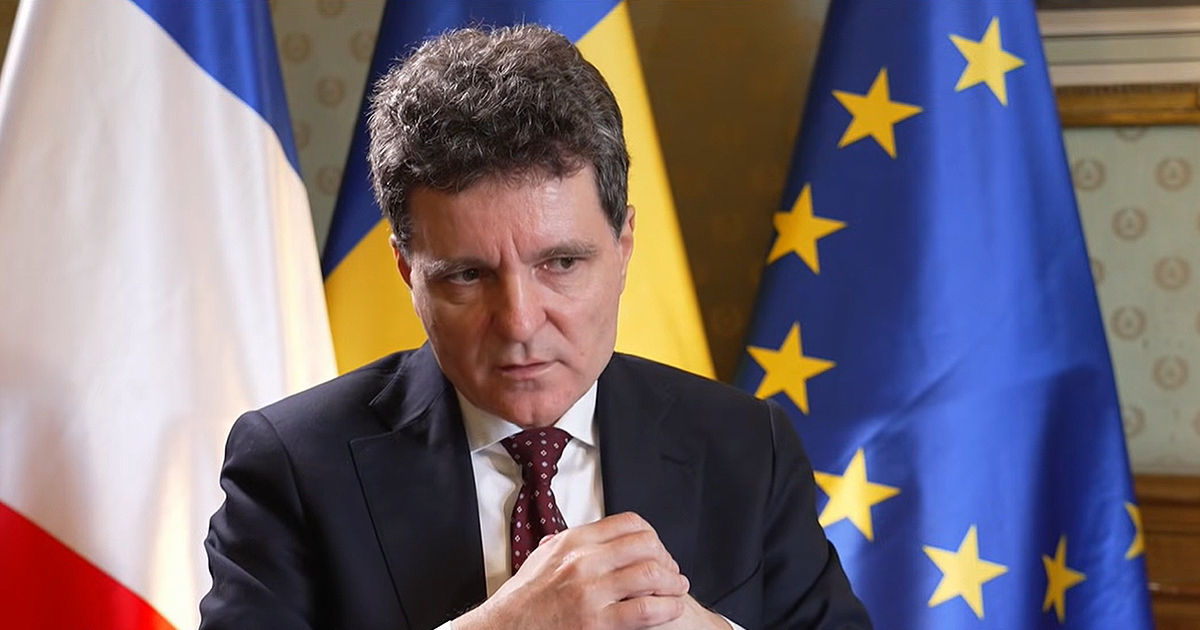 Nicușor Dan: Dacă Ucraina cade, vom deveni vecini cu Rusia și totul se va schimba.