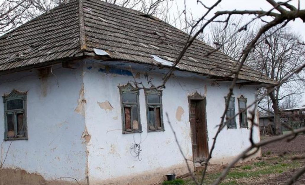 В некоторых молдавских селах многие годы не рождаются дети и не строятся дома.