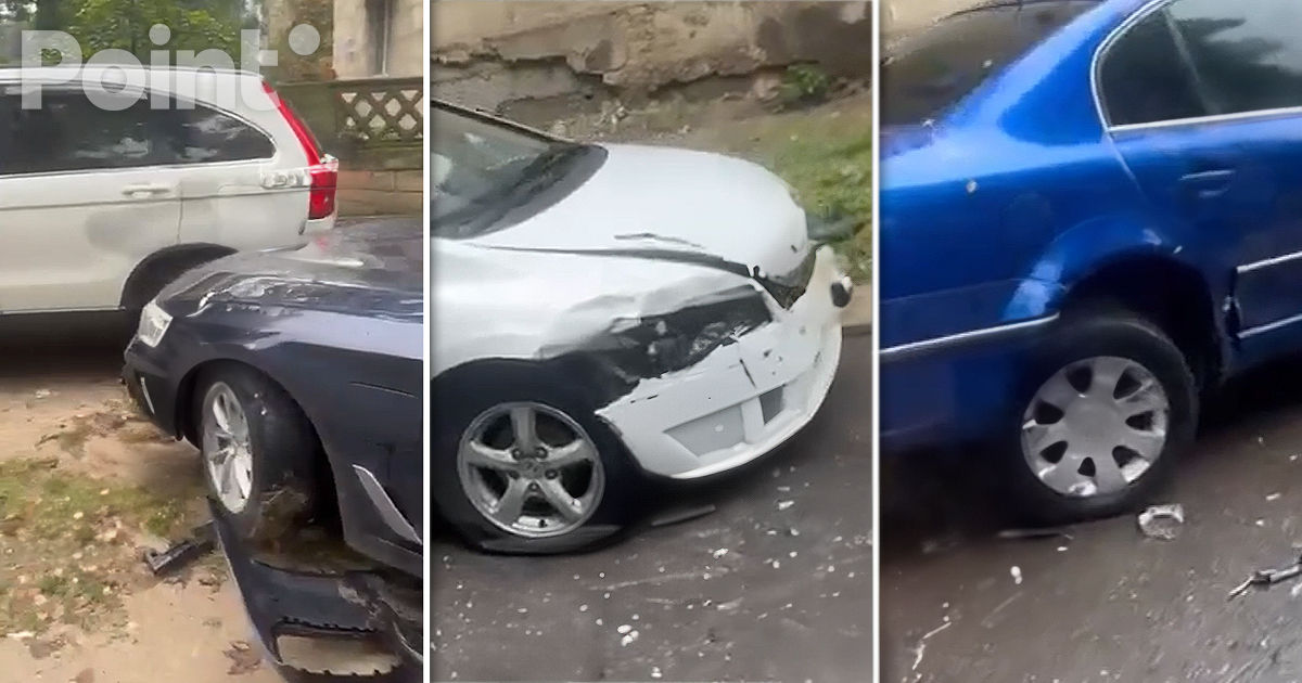 Șoferul unui BMW din Capitală a avariat cinci mașini în timp ce parca mașina.