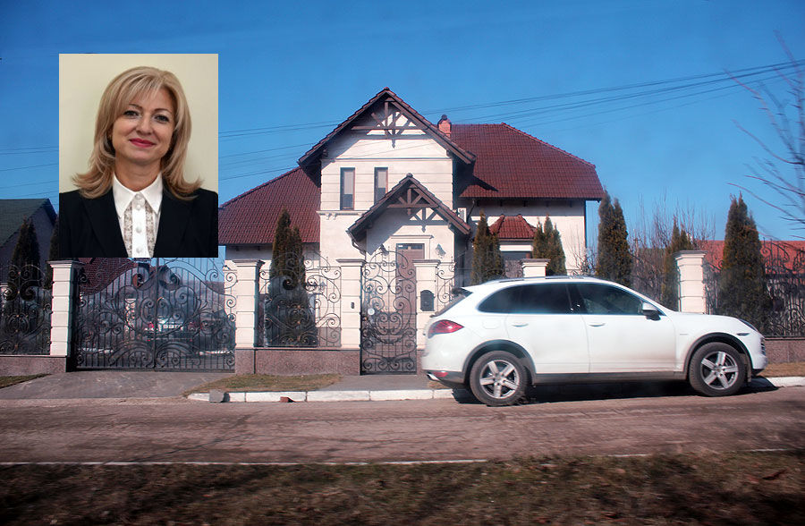 Judecătoarea CSJ cu Porshe de 11 mii de lei ar putea primi Diploma de Onoare a CSM.