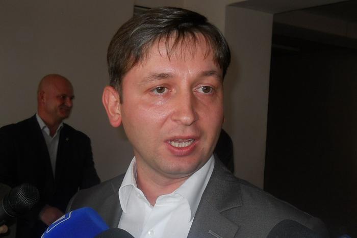 Артур Решетников опроверг заявления председателя парламента Мариана Лупу о том, будто ЛДПМ и ПКРМ сговорились о его увольнении. Фото: news.click.md