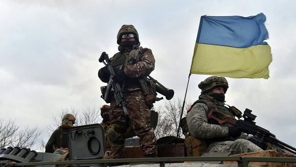 Украинские власти хотят, чтобы батальоны воевали в составе официальных вооруженных формирований.