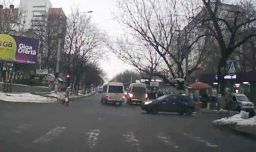 Incidentul a fost surprins pe strada Dokuceaev din cartierul Telecentrul.