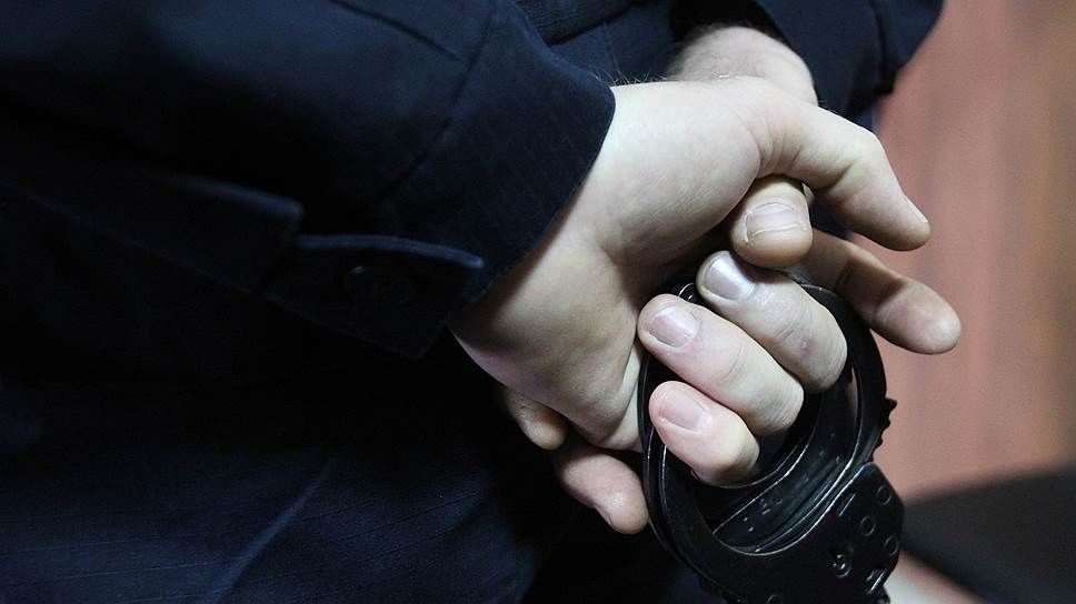 Сотрудника Инспектората полиции задержали за торговлю гашишем.