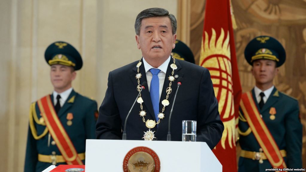 La Bișkek a depus jurământul noul președinte kîrgîz, Sooronbai Jeenbekov.