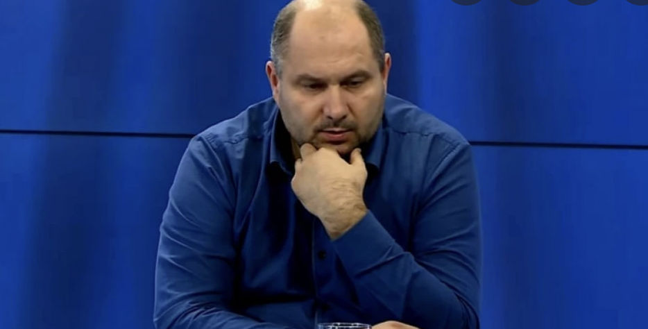 Парликов: "Газпром" может расторгнуть договор в любой момент, начиная с 1 мая.
