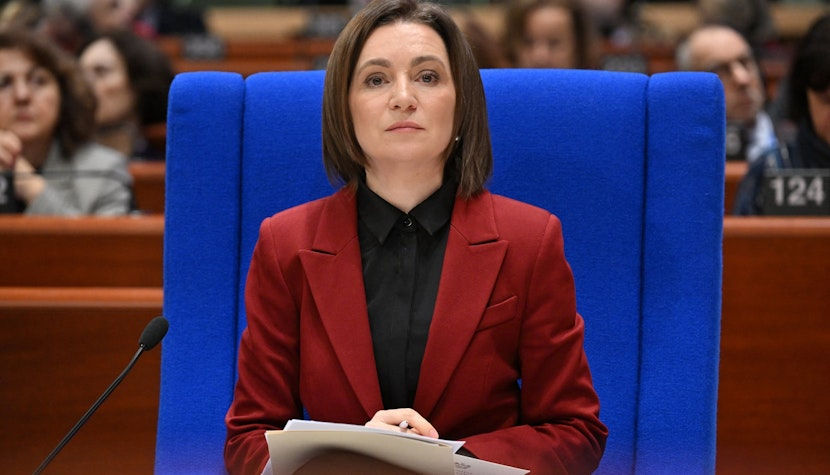 Sandu a retras cetățenia Republicii Moldova pentru doi ucraineni.