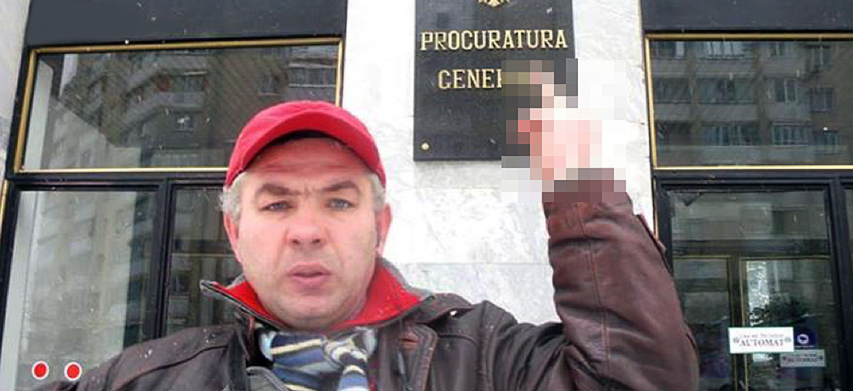 Заголовок  Активист Анатол Мэтэсару осужден на четыре года условно за критику в адрес судей.