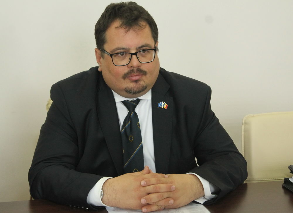 Глава делегации ЕС в Молдове Петер Михалко.