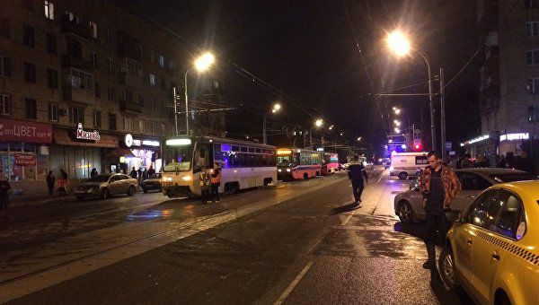 Полиция освободила всех заложников из отделения банка в Москве