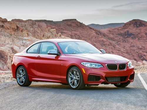 Четыре модели BMW попали в список претендентов на звание "Автомобиль года".