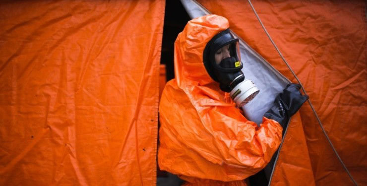 Горчичный газ, он же иприт, является "чрезвычайно опасным и ядовитым".