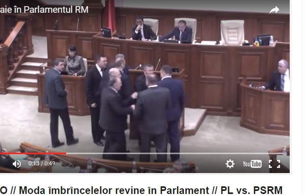 Spirite s-au aprins în Parlament în cadrul discuțiilor asupra proiectului de lege privind Statutul Municipiului Chișinău.