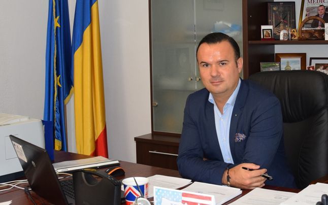 Tatăl noului șef al CNAS, reținut în SUA pentru că a furat tampoane. Foto: initiativeinsanatate.ms.ro