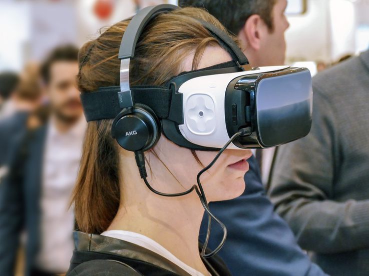 Lecţii predate cu ajutorul unor ochelari VR