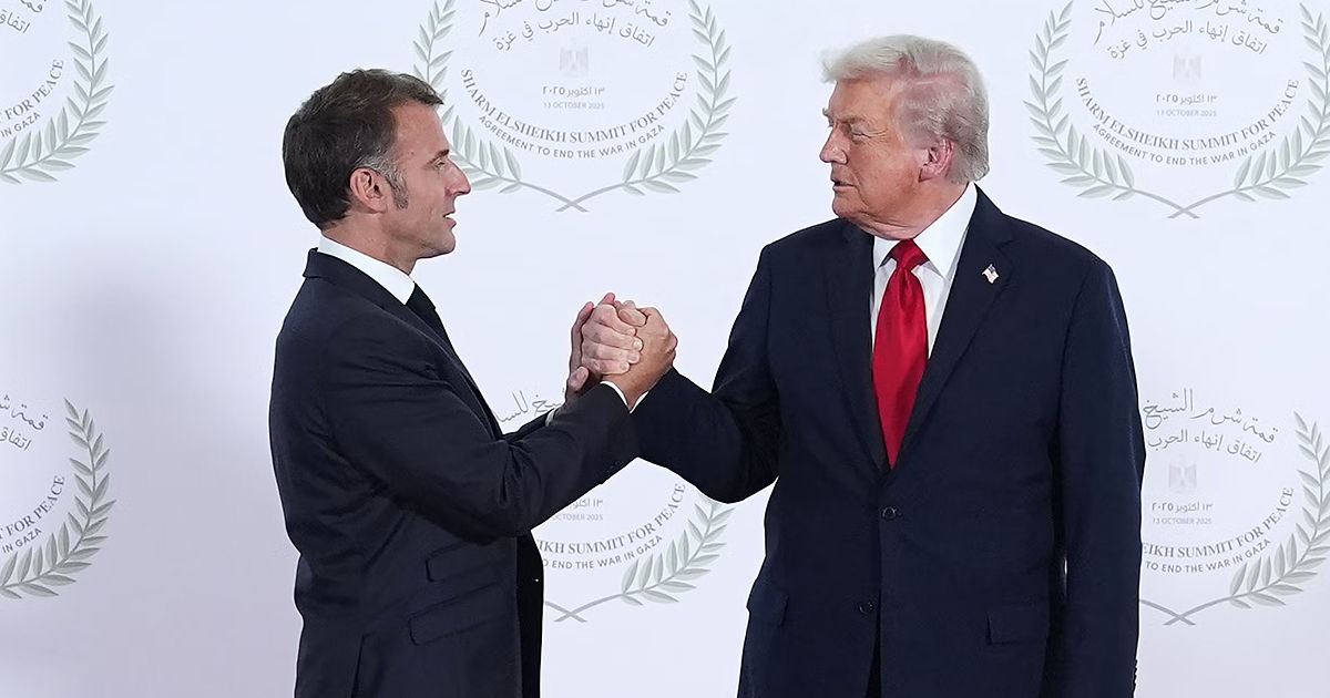 Ссора Трампа и Макрона на сцене в Египте: их разговор разобрала по губам специалист.