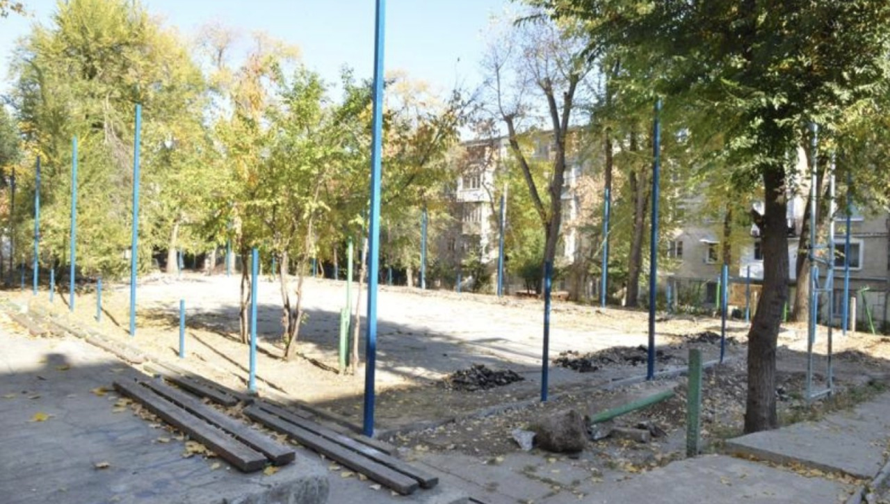 В Кишиневе начали строить еще три игровые площадки.
