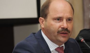 Экс-министр экономики Валериу Лазэр.