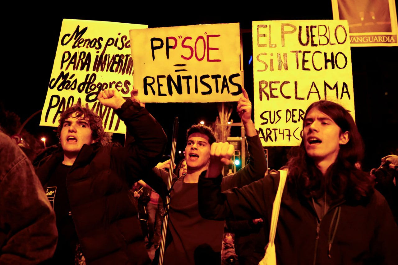 Locuitorii Barcelonei au ieșit la protest pentru a cere scăderea prețurilor la chirii.