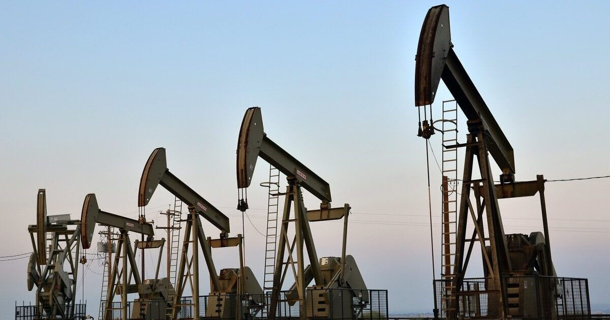 Цены на нефть обвалились до самого низкого уровня с начала года.